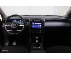 Hyundai Tucson 1.6 TGDI Maxx 4x2 de 2024 con 18.909 Km por 26.500 EUR. en Murcia