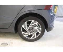 Hyundai i20 1.0 TGDI Klass 100 de 2024 con 10.819 Km por 18.490 EUR. en Murcia