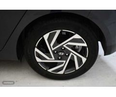 Hyundai i20 1.0 TGDI Klass 100 de 2024 con 14.079 Km por 18.490 EUR. en Murcia