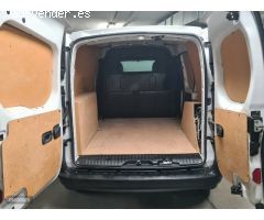 Renault Kangoo 1.5 dci 75cv de 2020 con 100.000 Km por 8.150 EUR. en Madrid