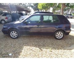 Volkswagen Golf 1.9 TDI 90 CV. de 1997 con 300.000 Km por 1.500 EUR. en Murcia