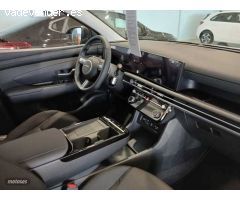 Hyundai Tucson Tucson 1.6 T HEV Maxx AT de 2025 con 15 Km por 37.300 EUR. en Almeria