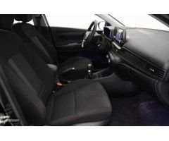 Hyundai i20 1.2 MPI Klass de 2024 con 7.866 Km por 17.590 EUR. en Alicante
