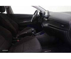 Hyundai Bayon 1.2 MPI Maxx de 2022 con 27.847 Km por 14.500 EUR. en Barcelona