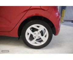 Hyundai i10 1.0 MPI Klass de 2021 con 28.612 Km por 11.490 EUR. en Barcelona