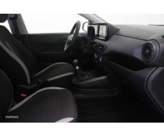 Hyundai i10 1.0 MPI Klass de 2024 con 8.690 Km por 14.390 EUR. en Barcelona