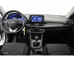 Hyundai i30 1.5 DPI Klass SLX 110 de 2024 con 11.569 Km por 20.200 EUR. en Baleares