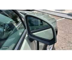 Volvo XC40 2.0 B3 CORE AUTO 163 5P de 2024 con 30.452 Km por 32.500 EUR. en Cordoba