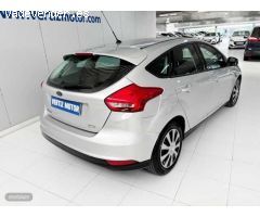 Ford Focus 1.0 GASOLINA 100CV TREND 5 PUERTAS de 2015 con 127.000 Km por 9.800 EUR. en Guipuzcoa