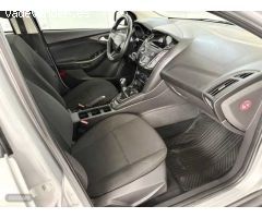 Ford Focus 1.0 GASOLINA 100CV TREND 5 PUERTAS de 2015 con 127.000 Km por 9.800 EUR. en Guipuzcoa