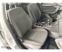 Ford Focus 1.0 GASOLINA 100CV TREND 5 PUERTAS de 2015 con 127.000 Km por 9.800 EUR. en Guipuzcoa