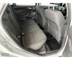 Ford Focus 1.0 GASOLINA 100CV TREND 5 PUERTAS de 2015 con 127.000 Km por 9.800 EUR. en Guipuzcoa