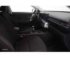 Hyundai Kona 1.0 TGDI 48V Flexx 4x2 de 2024 con 8.179 Km por 23.900 EUR. en Lleida