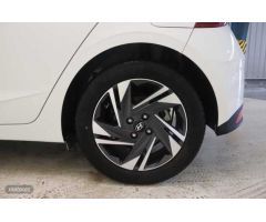 Hyundai i20 1.0 TGDI Klass 100 de 2022 con 19.892 Km por 14.900 EUR. en Lleida