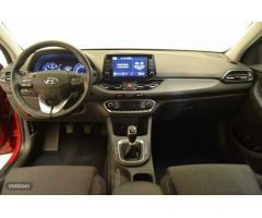 Hyundai i30 1.5 DPI Klass SLX 110 de 2022 con 11.846 Km por 16.900 EUR. en Lleida