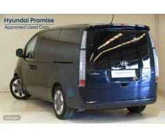 Hyundai Staria Staria 2.2CRDi 9S Style 4x4 177 Aut. de 2024 con 18.928 Km por 49.999 EUR. en Madrid