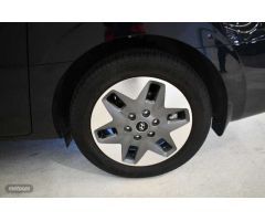 Hyundai Staria Staria 2.2CRDi 9S Style 4x4 177 Aut. de 2024 con 18.928 Km por 49.999 EUR. en Madrid