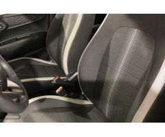 Hyundai i10 1.0 MPI Klass de 2024 con 9.894 Km por 15.900 EUR. en Baleares