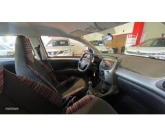 Citroen C1 CITROEN  1.2 82 CV FEEL de 2015 con 119.401 Km por 6.900 EUR. en Tenerife