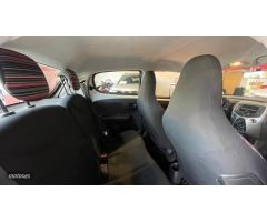 Citroen C1 CITROEN  1.2 82 CV FEEL de 2015 con 119.401 Km por 6.900 EUR. en Tenerife