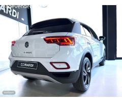 Volkswagen T-Roc 1.0 TSI Dark Line 115 cv de 2025 con 20 Km por 29.890 EUR. en Barcelona