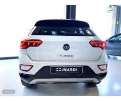 Volkswagen T-Roc 1.0 TSI Dark Line 115 cv de 2025 con 20 Km por 29.890 EUR. en Barcelona
