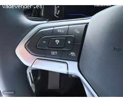 Volkswagen T-Roc 1.0 TSI Dark Line 115 cv de 2025 con 20 Km por 29.890 EUR. en Barcelona