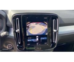 Volvo XC40 TODOTERRENO 1.5 T2 CORE AUTOMATICO 129CV 5P de 2024 con 15.222 Km por 31.900 EUR. en Sevi