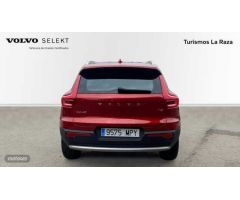 Volvo XC40 TODOTERRENO 1.5 T2 CORE AUTOMATICO 129CV 5P de 2024 con 17.345 Km por 32.900 EUR. en Sevi