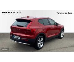 Volvo XC40 TODOTERRENO 1.5 T2 CORE AUTOMATICO 129CV 5P de 2024 con 17.345 Km por 32.900 EUR. en Sevi