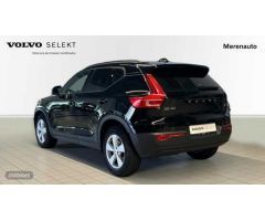 Volvo XC40 1.5 T2 MOMENTUM CORE 129 CV de 2021 con 73.292 Km por 22.900 EUR. en A Coruna