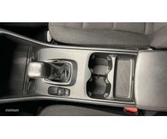 Volvo XC40 1.5 T2 MOMENTUM CORE 129 CV de 2021 con 73.292 Km por 22.900 EUR. en A Coruna