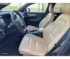 Volvo XC40 D3 Inscription Automatico de 2019 con 100.354 Km por 27.500 EUR. en Badajoz