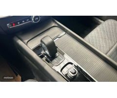 Volvo V 60 V60 Core, B4 Mild hybrid, Diesel de 2025 con 1 Km por 44.500 EUR. en Madrid
