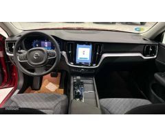 Volvo V 60 V60 Core, B4 Mild hybrid, Diesel de 2025 con 1 Km por 44.500 EUR. en Madrid