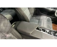 Volvo V 60 V60 Core, B4 Mild hybrid, Diesel de 2025 con 1 Km por 44.500 EUR. en Madrid
