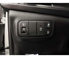 Hyundai Bayon 1.0 TGDI 48V Tecno de 2024 con 18.100 Km por 22.900 EUR. en Barcelona