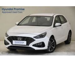 Hyundai i30 1.5 DPI Klass SLX 110 de 2024 con 9.541 Km por 20.400 EUR. en Baleares