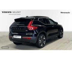 Volvo XC40 2.0 B3 ULTIMATE DARK AUTO 163 CV de 2024 con 20.737 Km por 44.900 EUR. en A Coruna