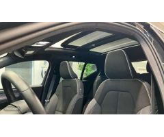 Volvo XC40 2.0 B3 ULTIMATE DARK AUTO 163 CV de 2024 con 20.737 Km por 44.900 EUR. en A Coruna