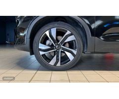 Volvo XC40 2.0 B3 ULTIMATE DARK AUTO 163 CV de 2024 con 20.737 Km por 44.900 EUR. en A Coruna