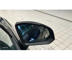 Volvo XC40 2.0 B3 ULTIMATE DARK AUTO 163 CV de 2024 con 20.737 Km por 44.900 EUR. en A Coruna