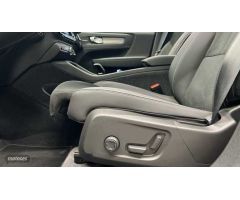 Volvo XC40 2.0 B3 ULTIMATE DARK AUTO 163 CV de 2024 con 20.737 Km por 44.900 EUR. en A Coruna