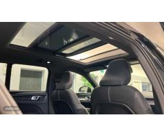 Volvo XC40 2.0 B3 ULTIMATE DARK AUTO 163 CV de 2024 con 20.737 Km por 44.900 EUR. en A Coruna