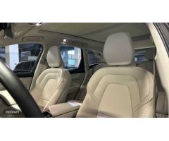 Volvo XC 60 2.0 B4 D BUSINESS PLUS AUTO 4WD 5P de 2020 con 80.004 Km por 33.900 EUR. en Valencia