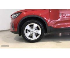 Volvo XC40 XC40 Core, B3 Mild Hybrid, Gasolina de 2024 con 21.700 Km por 36.990 EUR. en Ourense