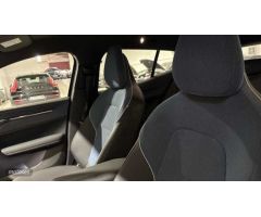 Volvo EX30 BEV 69KWH SINGLE MOTOR EXTEND RANGE CORE 5P de 2024 con 23.136 Km por 36.900 EUR. en Alic