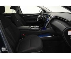 Hyundai Tucson Tucson 1.6 TGDI HEV Tecno Sky AT de 2024 con 25.935 Km por 35.500 EUR. en Segovia