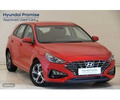 Hyundai i30 1.0 TGDI Klass LR 48V 120 de 2024 con 18.562 Km por 19.300 EUR. en Segovia