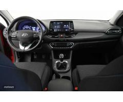 Hyundai i30 1.0 TGDI Klass LR 48V 120 de 2024 con 18.562 Km por 19.300 EUR. en Segovia